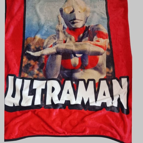Ultraman Red Fleece Throw Blanket  Soft Lightweight Anime Character 56x43 - Picture 2 of 6